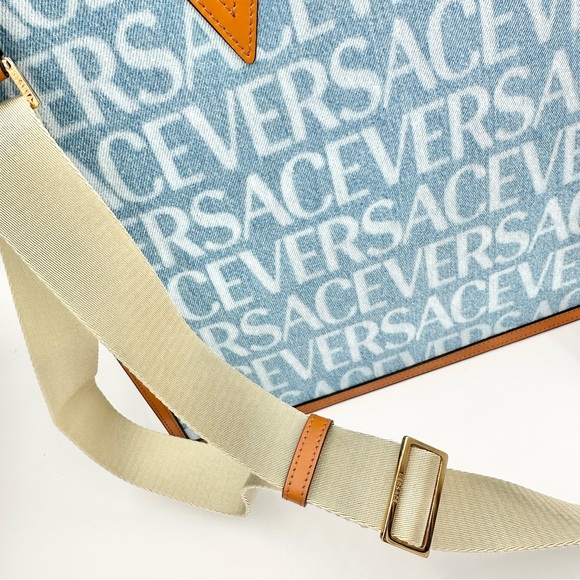NEW Versace Denim Tote with logo print bag - Picture 8 of 13